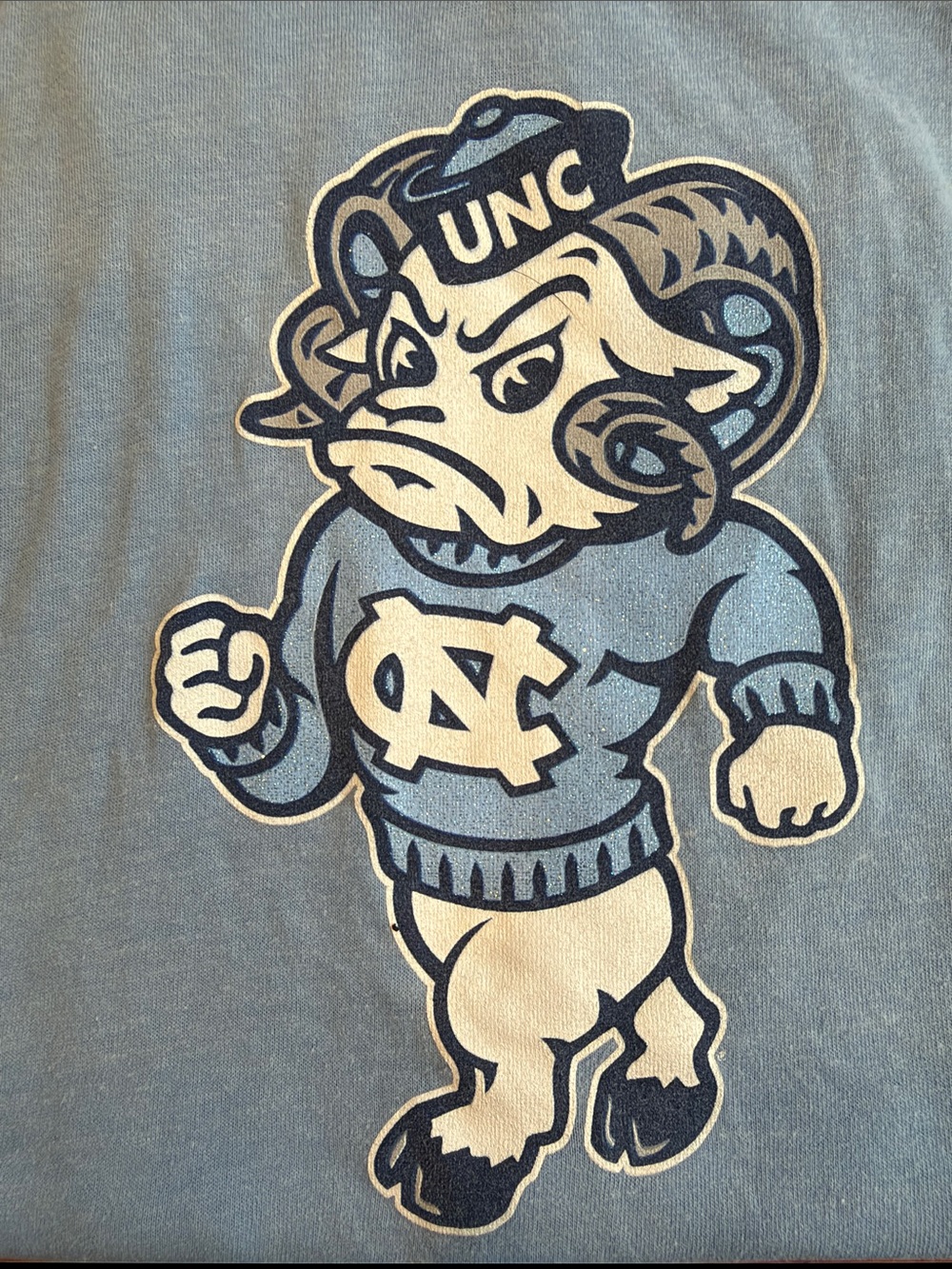 Pressbox University of North Carolina (UNC) Tar Heels V-neck Shirt - Picture 2 of 5